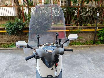 Scooter sh 150