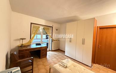 3 LOCALI CON BOX E CANTINA