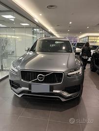 Volvo XC90 R-design