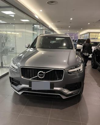 Volvo XC90 R-design