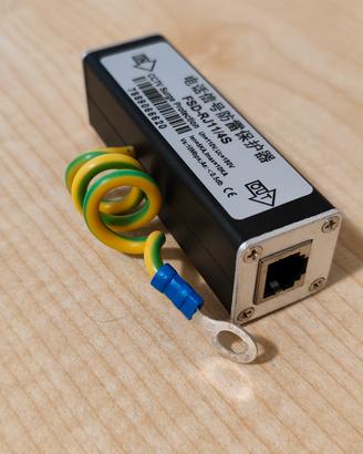 Protezione da sovratensione del Fax, del Telefono.