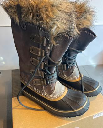 Sorel scarpe montagna