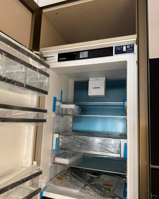 FRIGO COMBINATO A INCASSO .