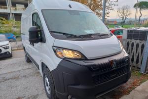 PEUGEOT Boxer 335 2.2 BlueHDi 140cv L2 H2 Furgon