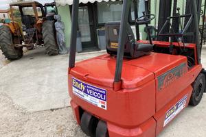 muletto elettrico senza batterie con caricatore