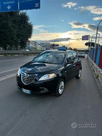 Lancia Ypsilon 1.2 benzina 69cv