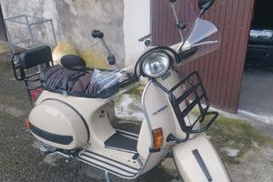 Vespa Piaggio P200E