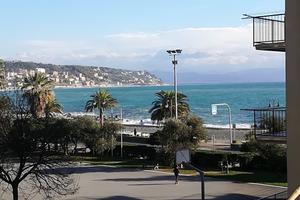 Splendido bilocale sul mare lusso