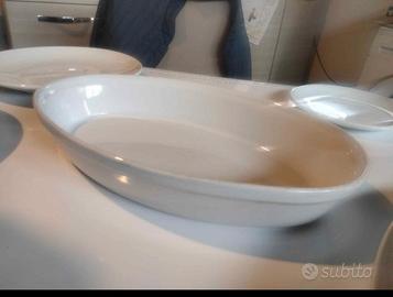  11 pirofile da portata in ceramica 