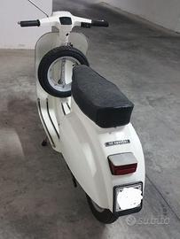 Vespa 50 special