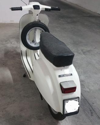 Vespa 50 special