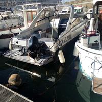 Barca semi cabinata 6.2m