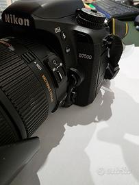 Nikon 7500