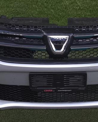 PARAURTI ANTERIORE COMPLETO DACIA Sandero Serie II