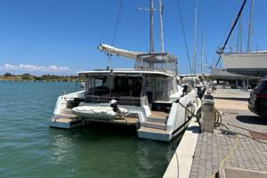 Catamarano Fountain Pajot 42 Astrea