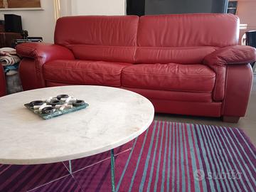 Coppia di divani in pelle rosso ciliegia 