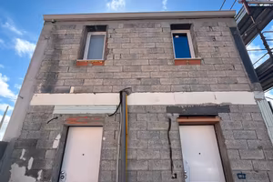 Nuova costruzione con cortile