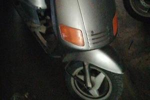 Piaggio zip 50
