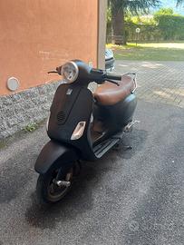 Vespa 125 ET4