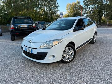 Renault Megane Mégane 1.5 dCi 110CV EDC SporTour A