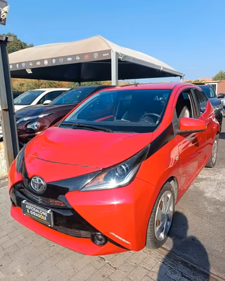 Toyota Aygo 1.0 VVT-i 69 CV 5 porte x-clusiv