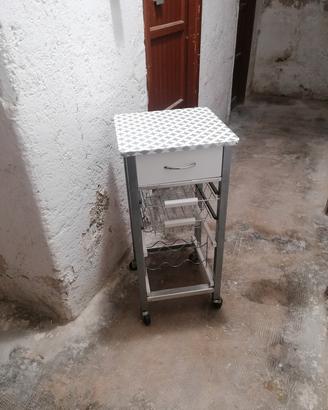 Carrello frutta alimenti cucina 