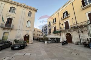 Locale Commerciale - Bari