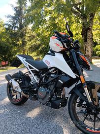 KTM DUKE 390