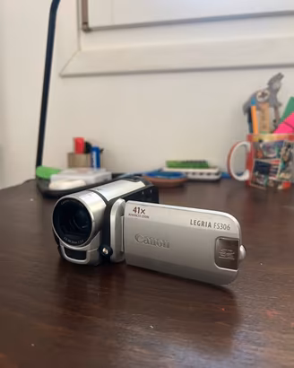 Fotocamera professionale Canon Legria FS 306