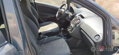 Opel Corsa 1.2 GPL (Della Casa) – 2013 – 237.000 k