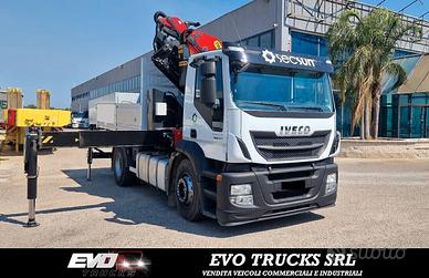 IVECO STRALIS 310 CON GRU PALFINGER