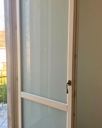 Grande porta con doppi vetri opachi NUOVA