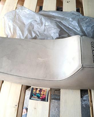 sella nisa moto guzzi bianca nos accessorio