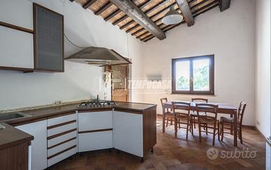 Casa indipendente a Civitanova Alta