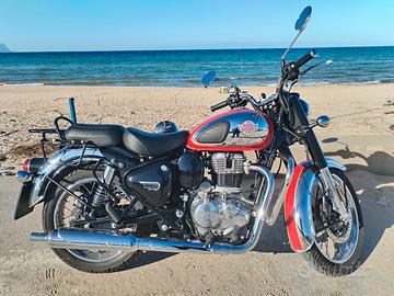 Royal Enfield Classic 350 red chrome 