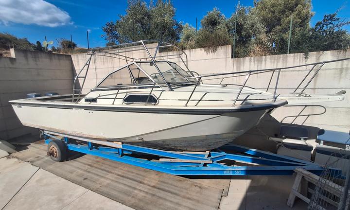 BostonWhaler 27 Fuoribordo Yamaha 200