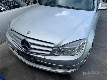 RICAMBI USATI AUTO MERCEDES Classe C Berlina W204