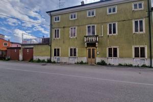 Villa di 170 m² con 2 locali e box auto doppio a L