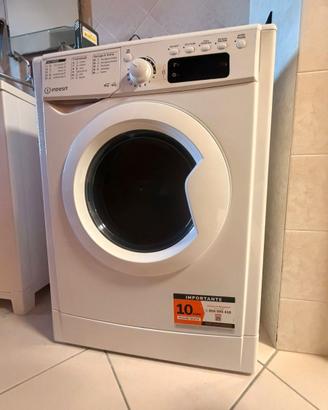 Lava e asciuga. Mai usata. Indesit EWDE8614 83