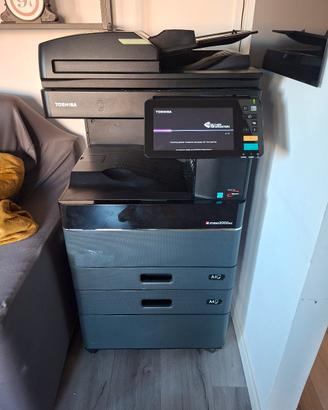 Fotocopiatrice professionale multifunzione