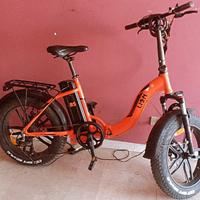 BICI FAT BIKE ELETTRICA NUOVISSIMA poco usata 