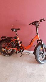 BICI FAT BIKE ELETTRICA NUOVISSIMA poco usata 