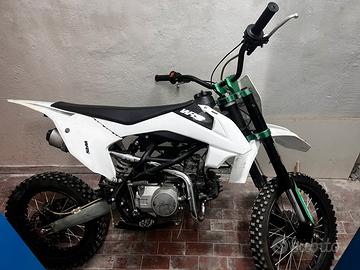 Moto pit bike