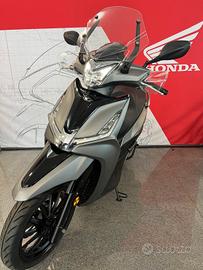 Kymco Agility 300i