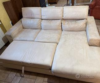 Divano 4 posti trasformabile a letto matrimoniale