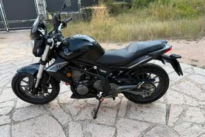 Benelli 302 con soli 7000 km