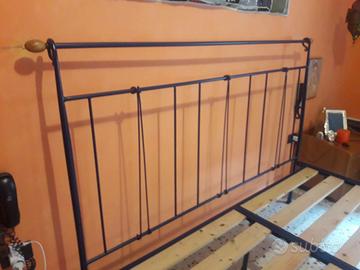 Letto matrimoniale, ferro battuto artigianale
