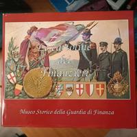 libro cartoline postali finanzieri