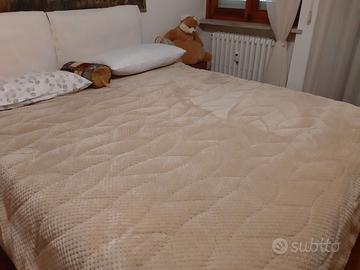 COPERTA MATRIMONIALE IN PILE CALDISSIMA