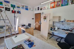 NEGOZIO A OLGIATE MOLGORA